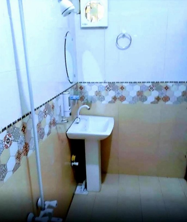 Gulshan Palace Near Millennium Mall image 9